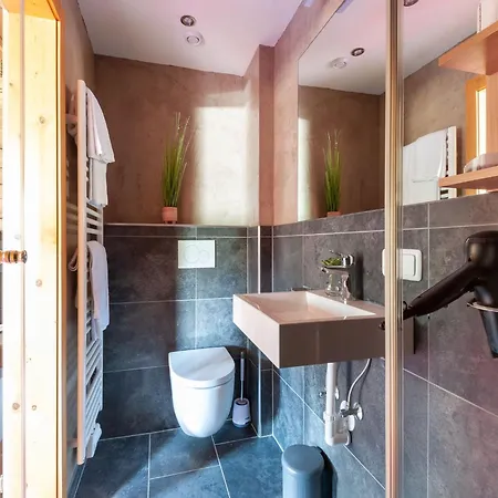 Appartement In Kirchberg Near Bus, Cleaning Included