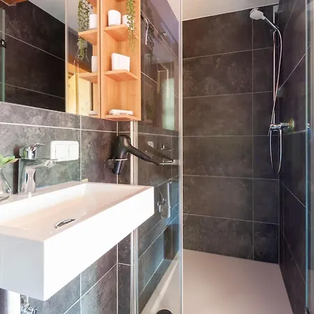 Appartement In Kirchberg Near Bus, Cleaning Included *